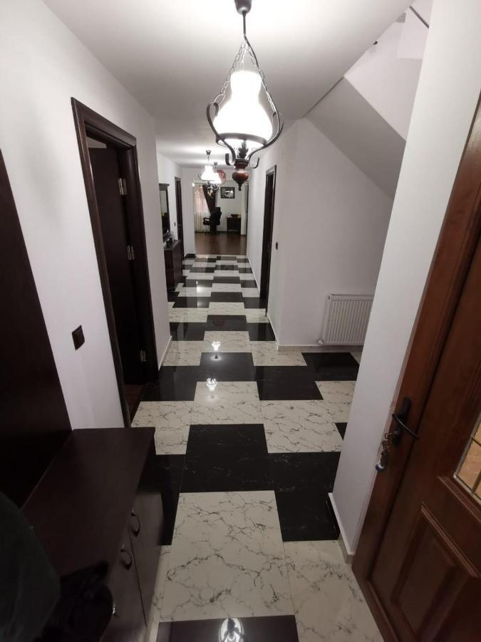 Vila De Vacanta Curtea de Argeş Dış mekan fotoğraf